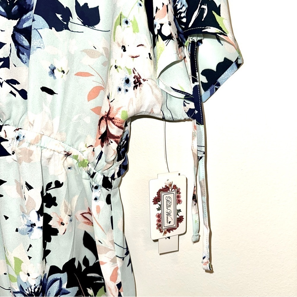 The Pioneer Women Blue Floral Top Size Medium - Picture 4 of 11